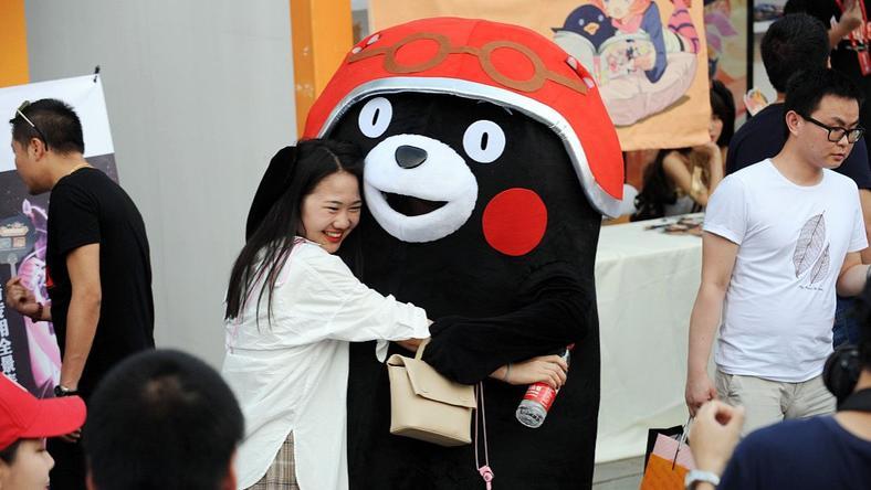 都是成年人,凭本事挖角怎么了?